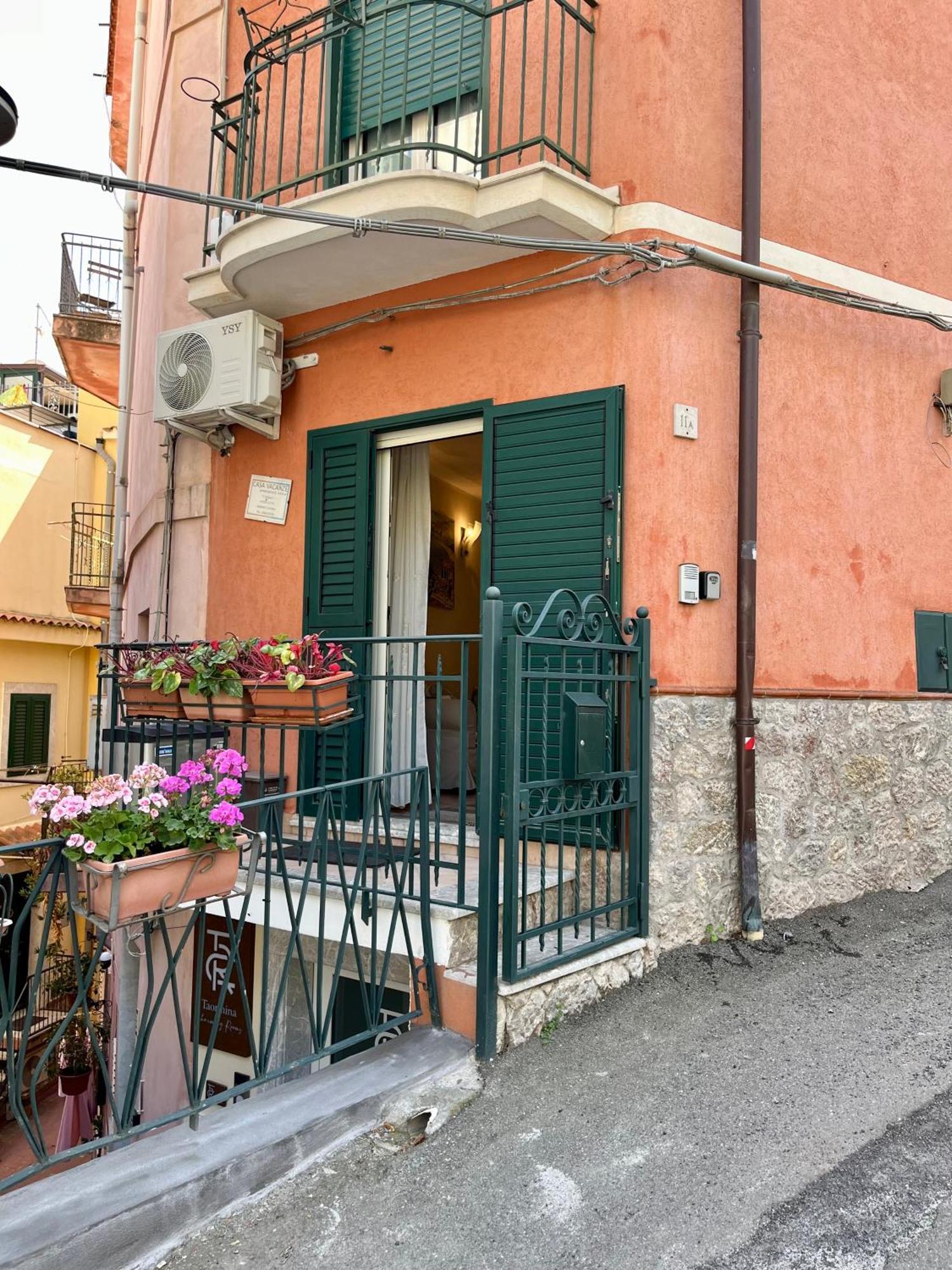 Il Siciliano Apartment Taormina Eksteriør billede