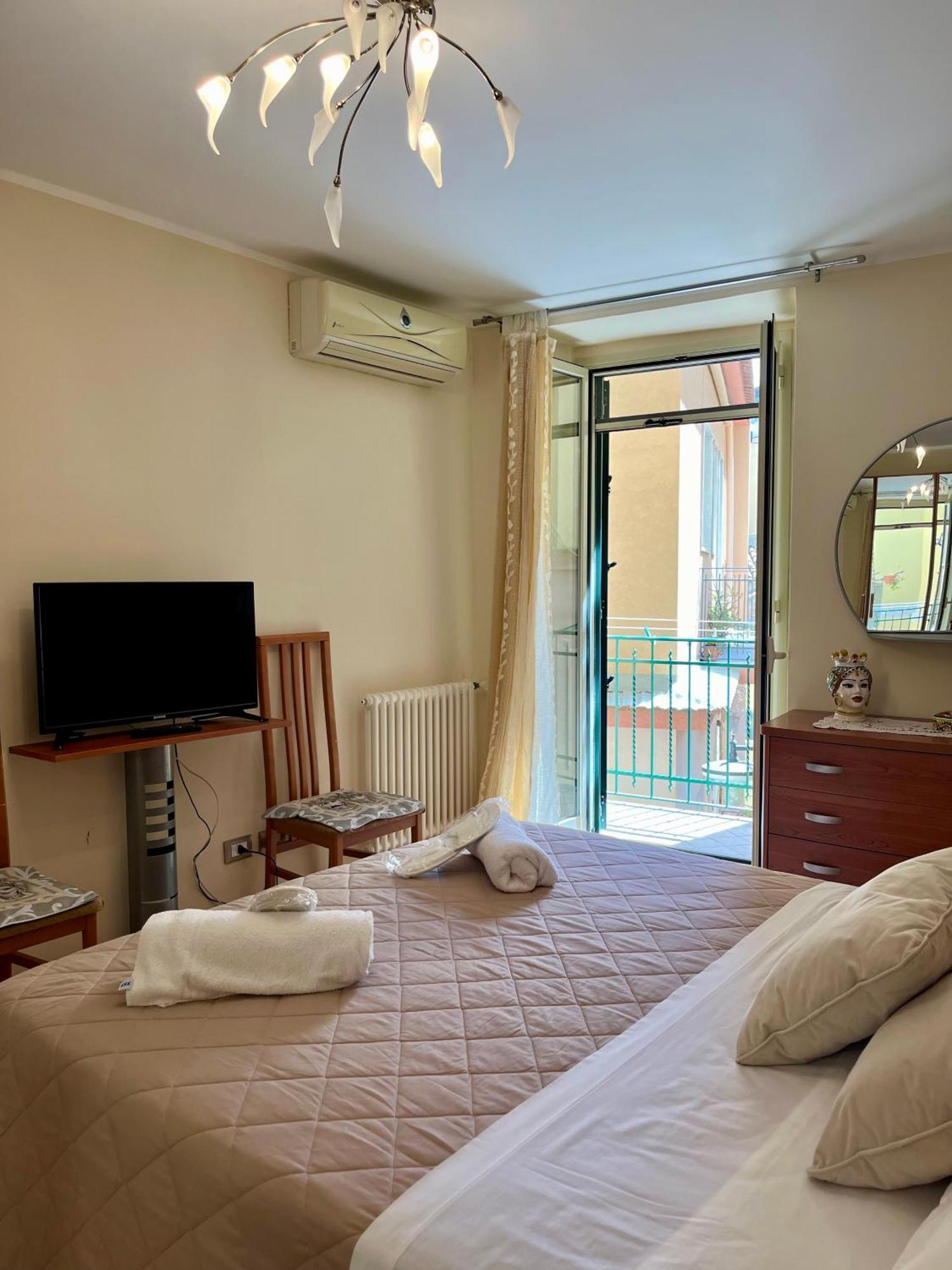 Il Siciliano Apartment Taormina Eksteriør billede